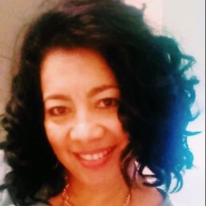 Meet your Posher, Leslie